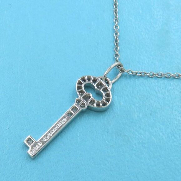 Tiffany & Co Vintage Oval Key Diamond Necklace Mini [] - Picture 3 of 7